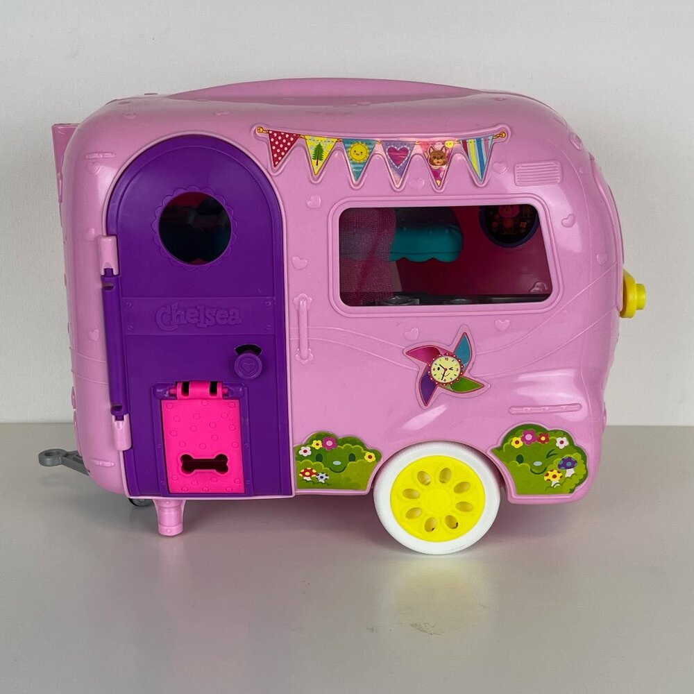 Barbie Mattel Pink Chelsea Camper RV Playset